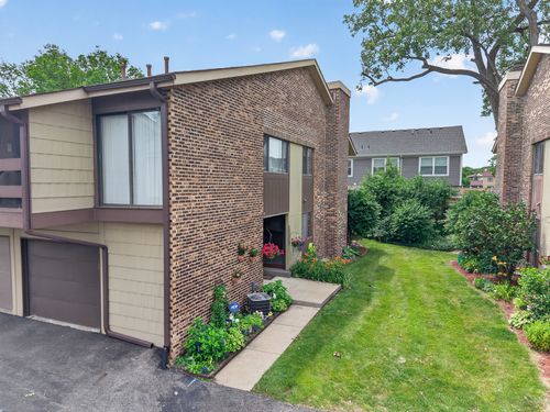 1b-1 W Boulder Ct, Palos Hills, IL, 60465-2345 | Card Image