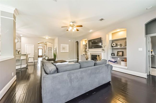 31510 Orchard Hill Ln, House other with 4 bedrooms, 3 bathrooms and 3 parking in Spring TX | Image 9