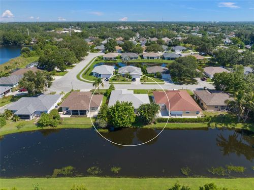 5242 Old Ashwood Dr, Sarasota, FL, 34233-3483 | Card Image