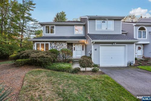 47 Matthew Rd, Wayne, NJ, 07470-3900 | Card Image