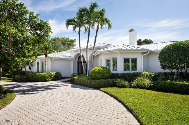 420 Palm Cir E, House other with 4 bedrooms, 4 bathrooms and null parking in Naples FL | Image 36