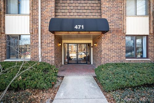 1a-471 Raintree Court, Glen Ellyn, IL, 60137 | Card Image