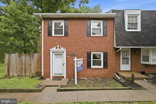 4517 Appledale Ct, MARSHALL, VA, 20115-3705 | Card Image
