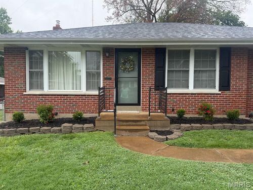 1813 Diane Dr, Saint Louis, MO, 63125-2450 | Card Image
