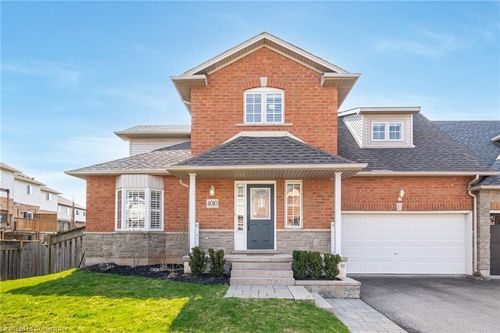 4010 Medland Dr, Burlington, ON, L7M4W7 | Card Image