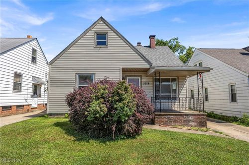 5219 Joseph St, Maple Heights, OH, 44137-1533 | Card Image