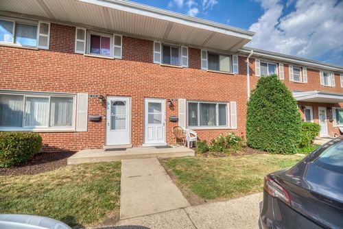 a-1176 N Boxwood Dr, Mount Prospect, IL, 60056-1206 | Card Image