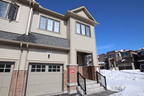 1372 Canfield St, Oshawa, ON, L1L0W6 | Card Image