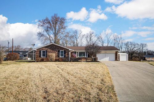 2575 Rosewood Dr, Troy, OH, 45373-9302 | Card Image