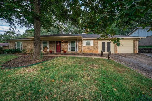 3020 Evangeline St, Longview, TX, 75605-1502 | Card Image