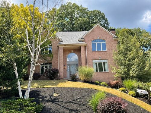 115 Radcliff Dr, Pittsburgh, PA, 15237-3384 | Card Image