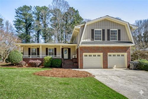 180 Jade Cove Cir, Roswell, GA, 30075-4621 | Card Image