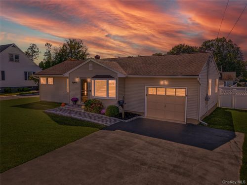 18 E Main St, Stony Point, NY, 10980-1645 | Card Image