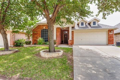 1316 Mountain Air Trl, Fort Worth, TX, 76131-5447 | Card Image