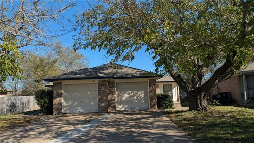 6709 Ridgecrest Ct, Fort Worth, TX, 76133-5723 | Card Image