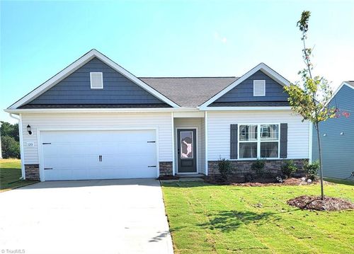 120 Courtland Dr, King, NC, 27021-8849 | Card Image