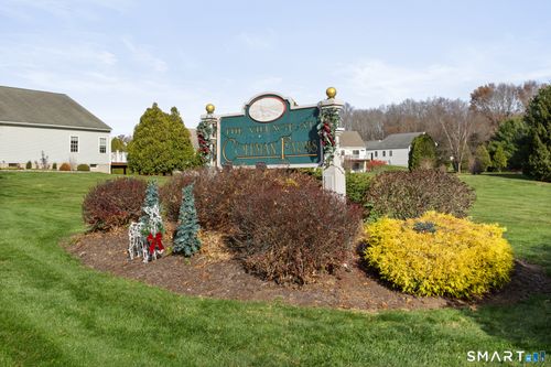 8-8 Old Barn Rd, East Windsor, CT, 06088-1726 | Card Image