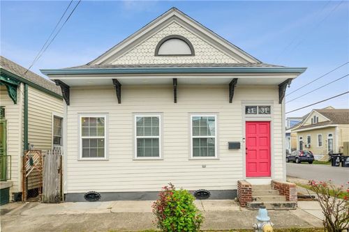 1131 N Roman St, New Orleans, LA, 70116-2146 | Card Image
