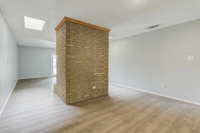 1311 80 Th St, Home with 6 bedrooms, 4 bathrooms and null parking in Lubbock TX | Image 11