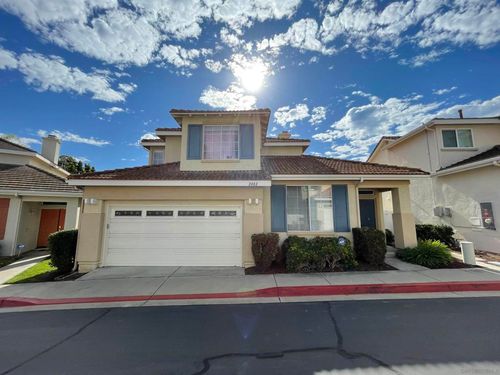 2082 Fairhope Loop, Vista, CA, 92081-7030 | Card Image