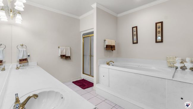5906 Winchester Dr, House other with 4 bedrooms, 5 bathrooms and null parking in Texarkana TX | Image 14
