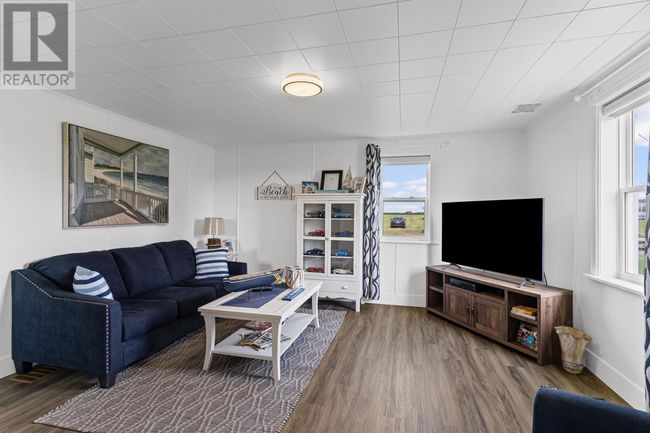 10367 Rte 11, House other with 6 bedrooms, 2 bathrooms and null parking in Richmond PE | Image 19