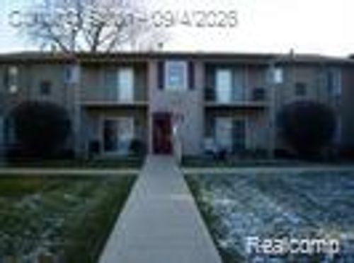 9949 Allen Pointe Dr, Allen Park, MI, 48101-1282 | Card Image