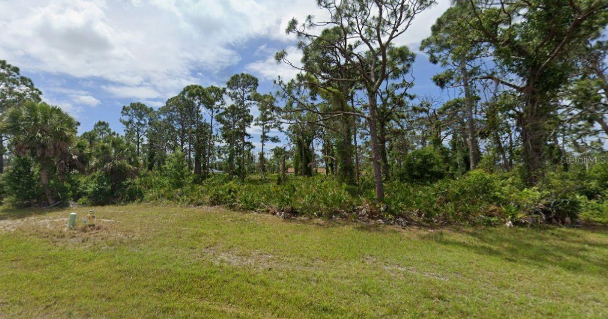 Land in ROTONDA WEST 3
