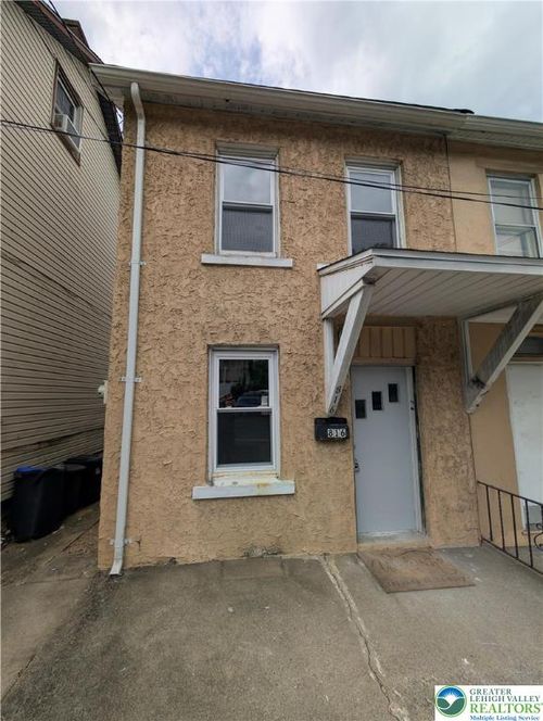816 Wyandotte St, BETHLEHEM, PA, 18015-2802 | Card Image