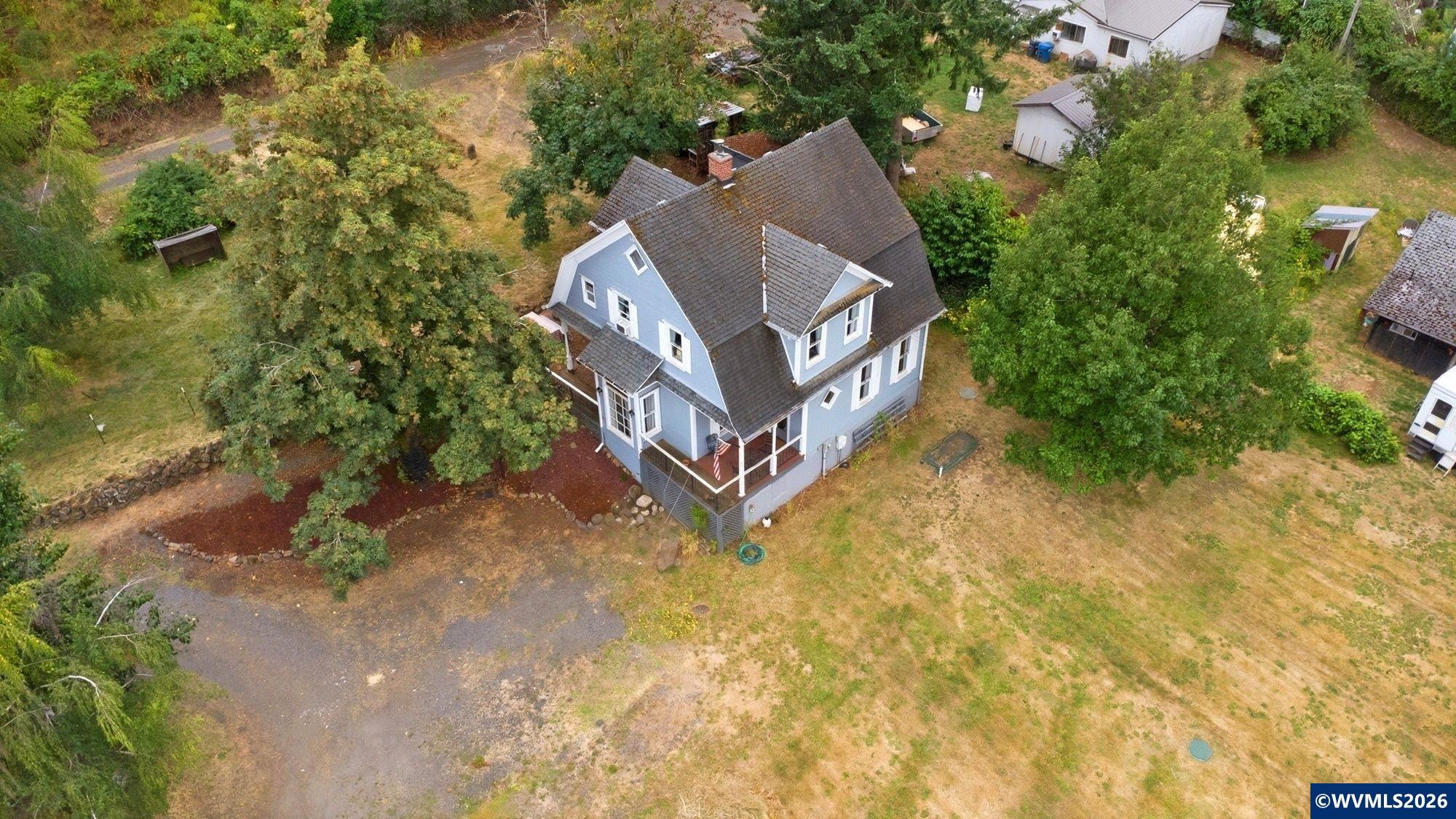 Residential in Scotts Mills 3