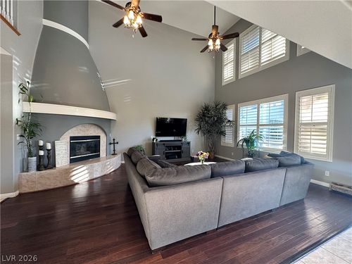 1211 Martini Dr, Henderson, NV, 89052-3163 | Card Image
