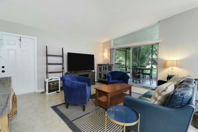 22274 Misty Woods Way, Condo with 3 bedrooms, 2 bathrooms and null parking in Boca Raton FL | Image 5
