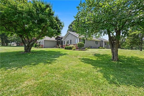 19960 Briar, Stilwell, KS, 66085-7203 | Card Image