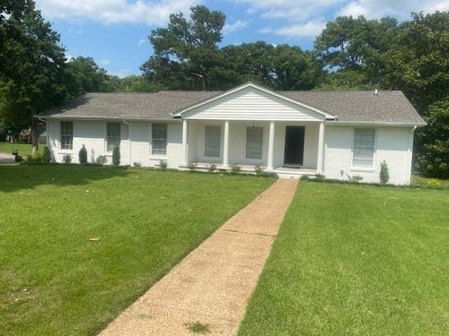 214 Roxie Dr, Florence, AL, 35633-1332 | Card Image