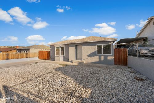 16785 Tracy St, Victorville, CA, 92395 | Card Image