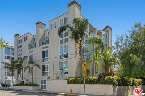 2-24 Yawl St, Marina del Rey, CA, 90292-7159 | Card Image