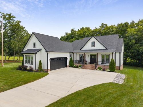 350 Thoroughbred Ln, Hartsville, TN, 37074-3501 | Card Image