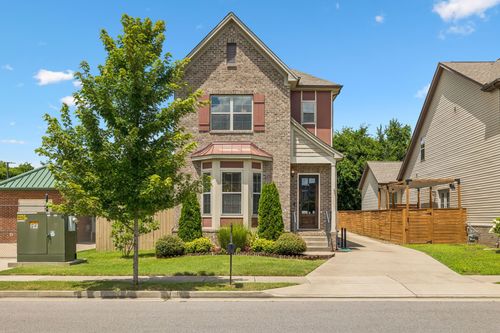 1557 Brockton Ln, Nashville, TN, 37221-2524 | Card Image