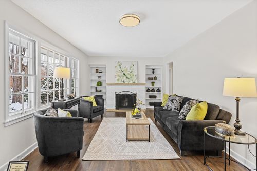 5013 Oxford Ave, Edina, MN, 55436-2119 | Card Image