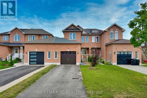 18 Coleman Dr, Barrie, ON, L4N0R4 | Card Image