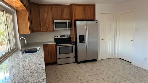 5300 Duchess Ct, Lake Dallas, TX, 75065-2618 | Card Image
