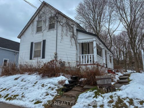 37 Mutual Ave, Renfrew, ON, K7V3R4 | Card Image