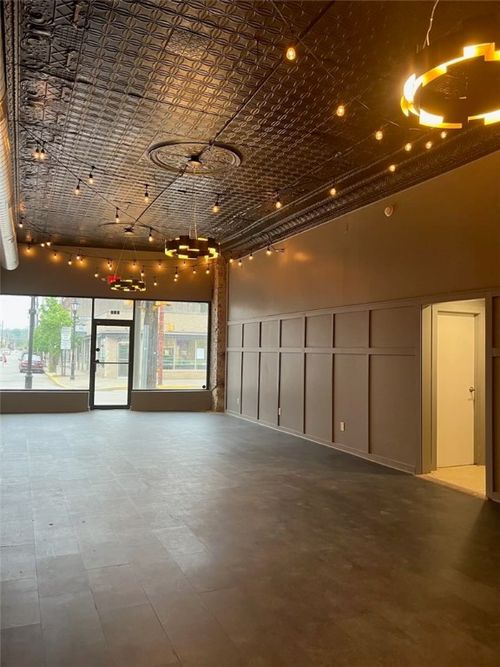 201 North Ave, Millvale, PA, 15209-2558 | Card Image