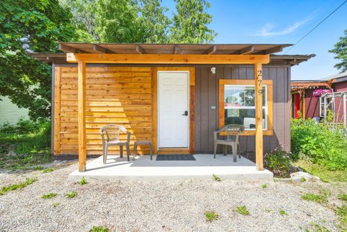 279 Birch Ave, Ponderay, ID, 83852-7001 | Card Image