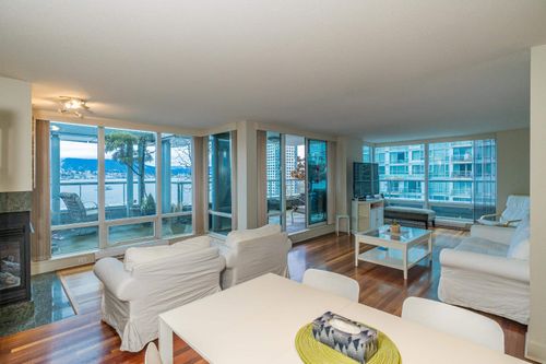 1102-590 Nicola St, Vancouver, BC, V6G3J8 | Card Image