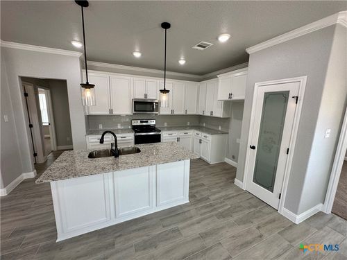 1527 Sideoats Ln, Temple, TX, 76502-6728 | Card Image