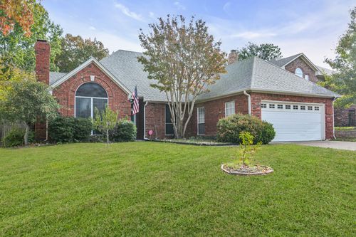 5105 Haydenbend Cir, Grapevine, TX, 76051-4490 | Card Image