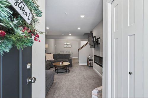 25584 3rd St W, Zimmerman, MN, 55398-7576 | Card Image