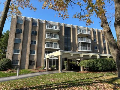 206 - 200 Hoffman Avenue, Condo with 2 bedrooms, 2 bathrooms and 2 parking in Cranston RI | Image 1