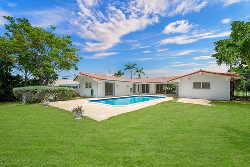 232 Codrington Dr, Lauderdale By The Sea, FL, 33308-5923 | Card Image